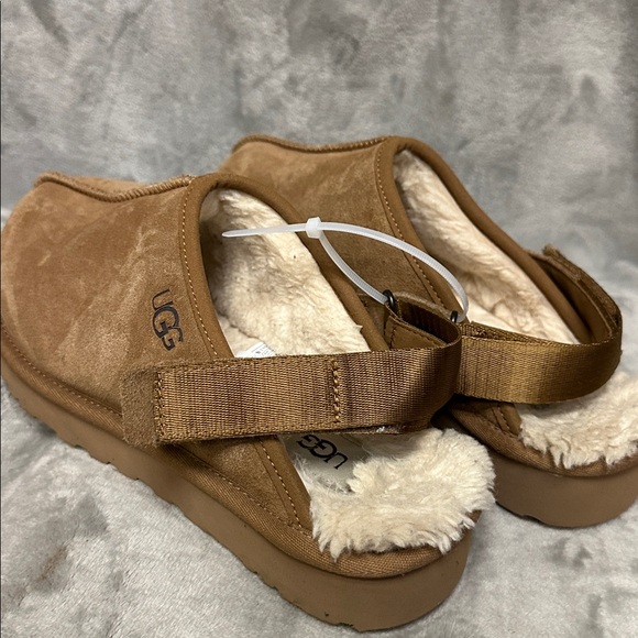 UGG Lanah Clogs Slippers Size 9 - Picture 5 of 8